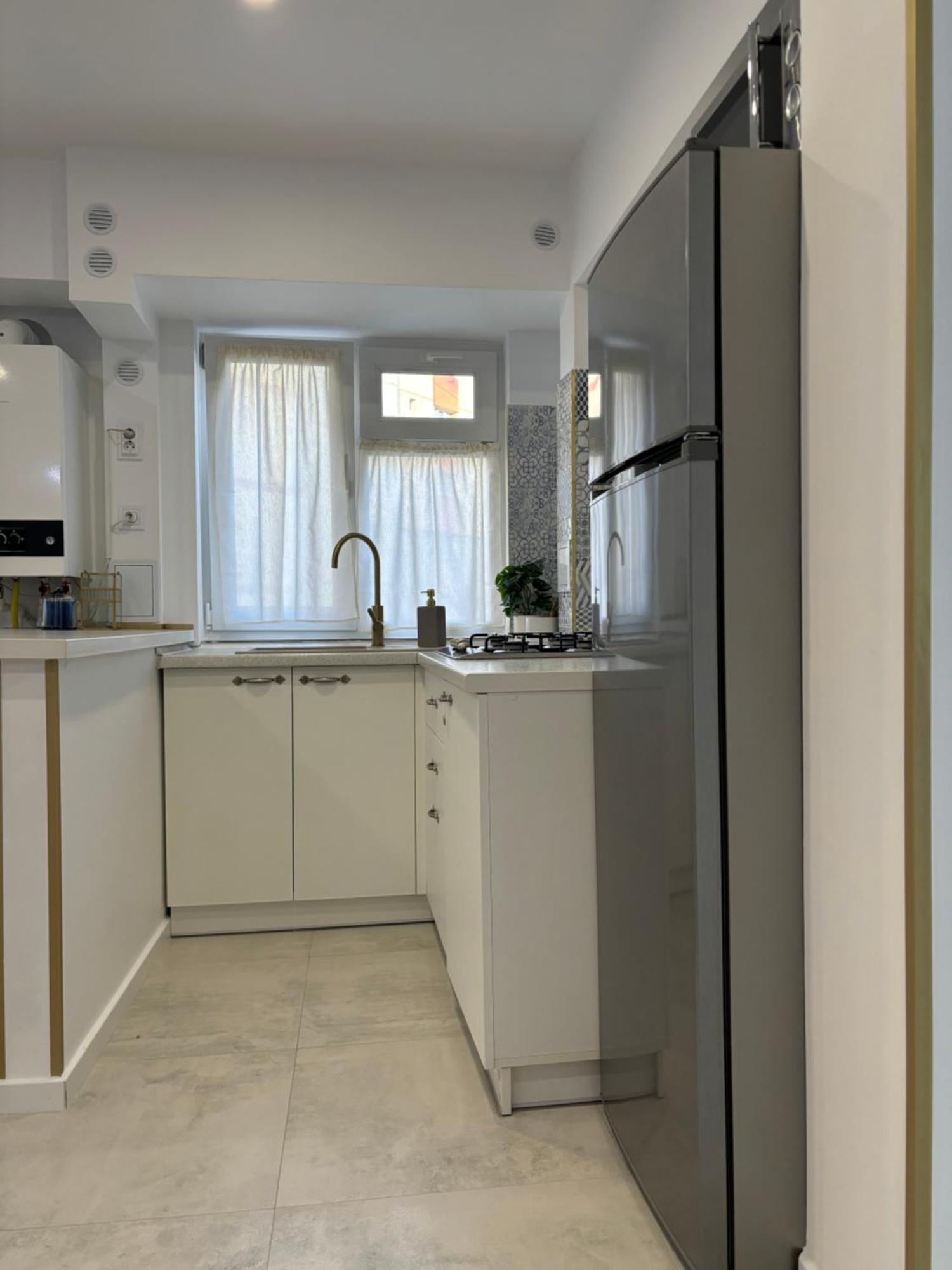 Apartament Luna Piatra Neamt Ngoại thất bức ảnh